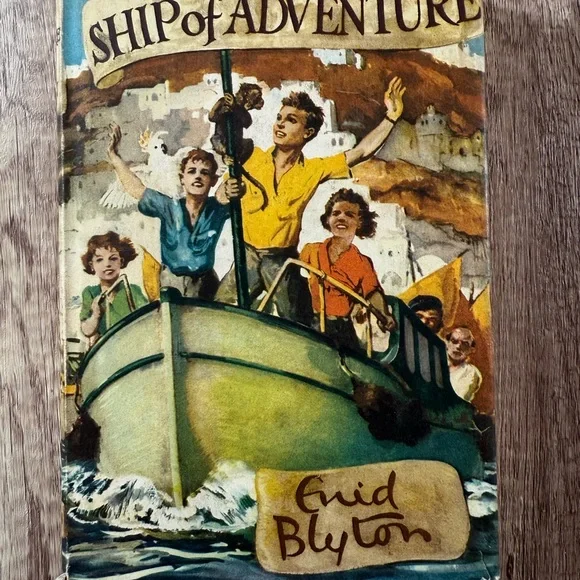Enid Blyton “Adventure” Series Books for Kids - Picture 6 of 7